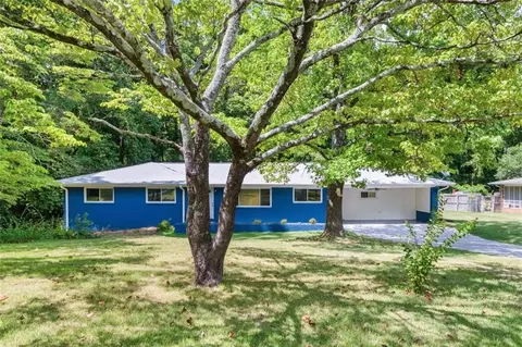 809 Shadybrook Dr NE, Marietta, GA 30066