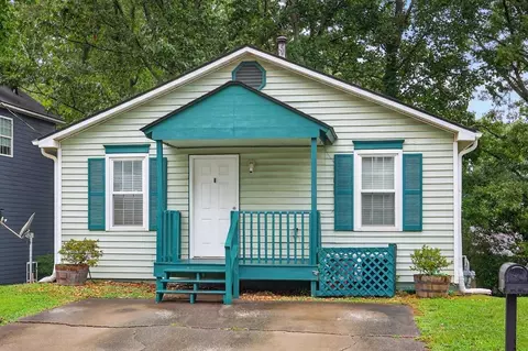 4749 Arden Dr, Buford, GA 30518