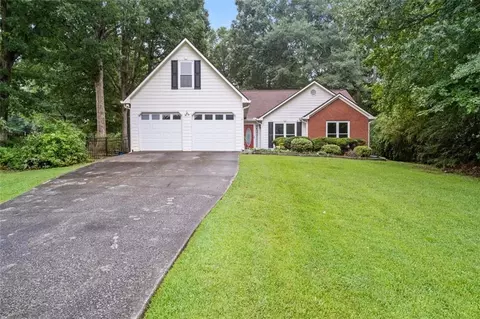 1900 Mcconnell Rd, Grayson, GA 30017