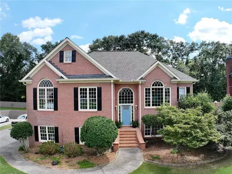 28 Hampton Ln, Cartersville, GA 30120