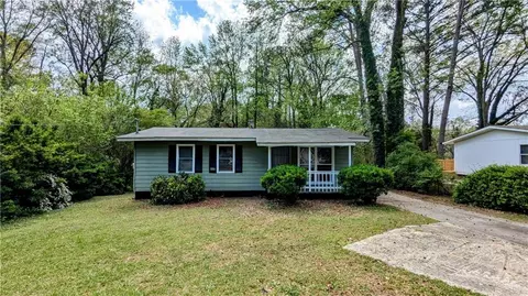 1076 Fairburn Rd NW, Atlanta, GA 30331