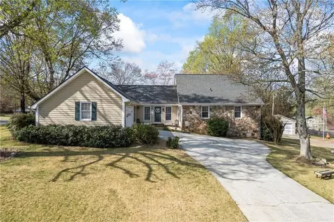 2019 Wiltshire Pl, Snellville, GA 30078