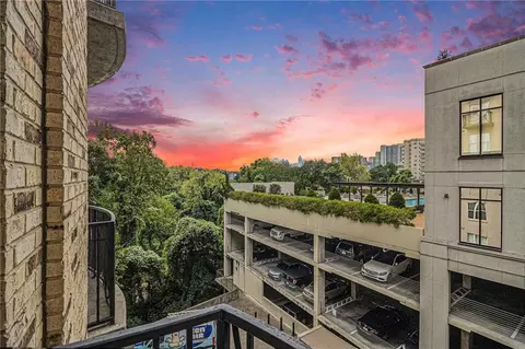 2255 Peachtree Rd NE #527, Atlanta, GA 30309