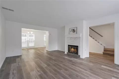 3469 Silver Maple Dr, Duluth, GA 30096 photo 4