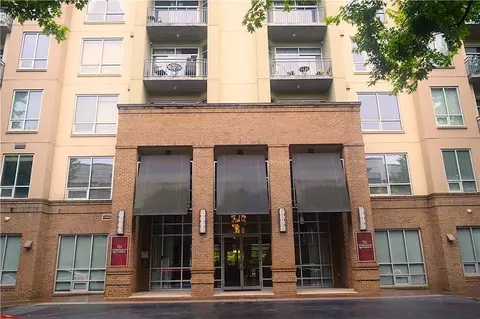 711 Cosmopolitan Dr #207, Atlanta, GA 30324