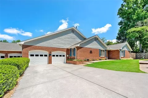 6307 Deerings Holw, Peachtree Corners, GA 30092