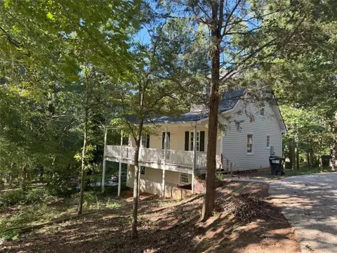 97 Welcome Woods Dr, Newnan, GA 30263