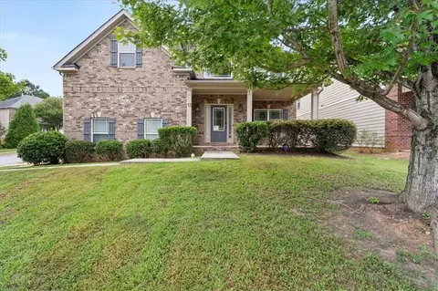 13 Barcelona St, Newnan, GA 30263
