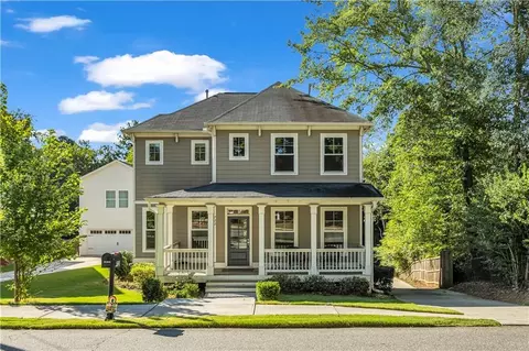 722 Scales Rd, Suwanee, GA 30024