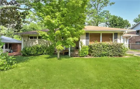 2735 Spring Dr SE, Smyrna, GA 30080