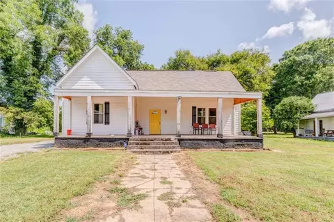 217 E Gibson St E, Cedartown, GA 30125