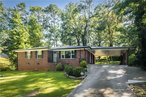 2364 Dawn Dr, Decatur, GA 30032
