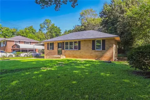 1151 N Beddingfield Dr, Macon, GA 31206
