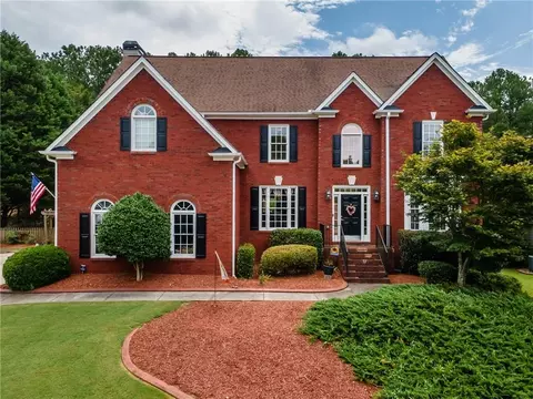 8046 Ridge Vly, Woodstock, GA 30189