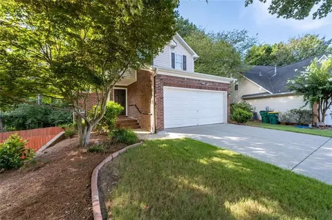 200 Stoneforest Dr, Woodstock, GA 30189