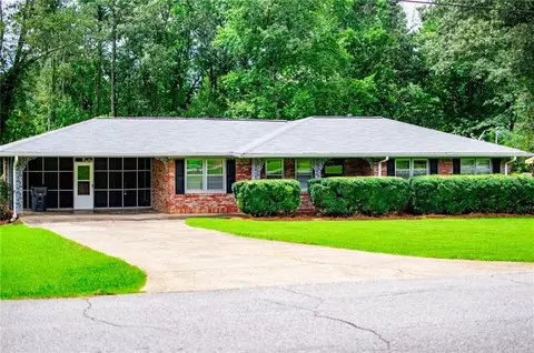 1711 Seayes Rd SW, Mableton, GA 30126