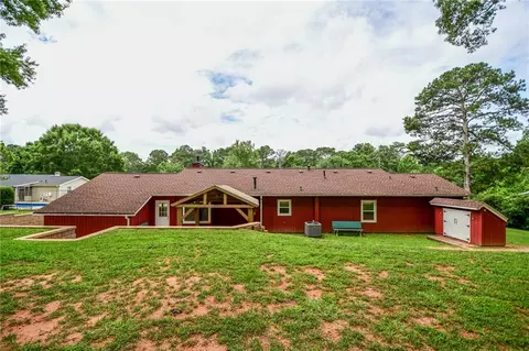 Exterior - 125 Point View Ct, Tyrone, GA 30290 photo 9 of 9
