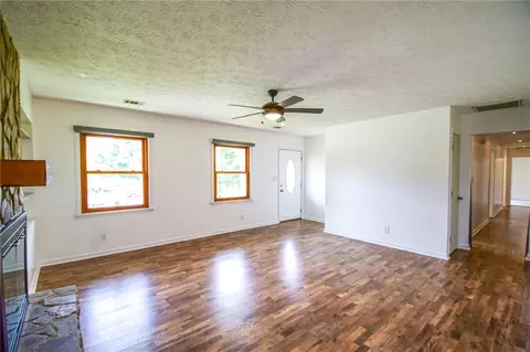 Living - 125 Point View Ct, Tyrone, GA 30290 photo 3 of 5