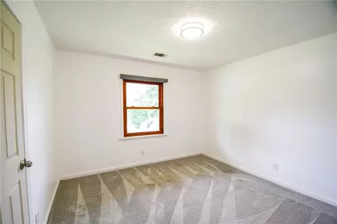 Bedroom - 125 Point View Ct, Tyrone, GA 30290 photo 11 of 11