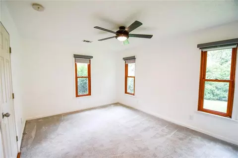 Bedroom - 125 Point View Ct, Tyrone, GA 30290 photo 3 of 11