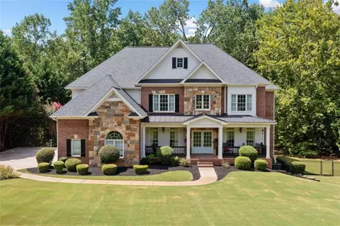 380 Creek Pt, Milton, GA 30004