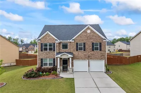 548 Azalea Bloom Dr, Loganville, GA 30052