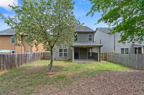 Exterior - 7261 Silk Tree Pointe, Braselton, GA 30517 photo 4 of 5