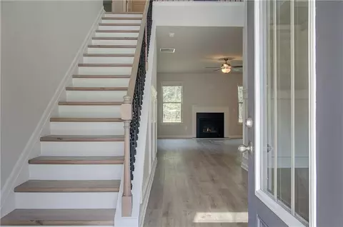 405 Hatcher Ct, Hampton, GA 30228 photo 2