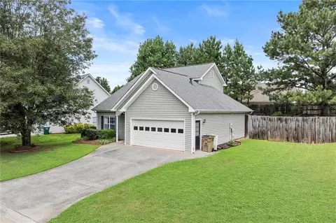 303 Apache Dr, Canton, GA 30115 photo 3
