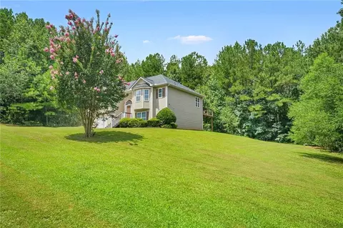 Exterior - 215 Rivercrest Ln, Covington, GA 30016 photo 2 of 5