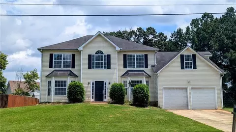 4192 Flakes Mill Manor Ln, Ellenwood, GA 30294