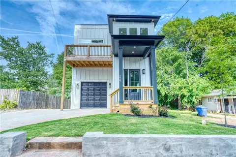 862 Hobson St SW, Atlanta, GA 30310