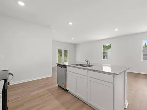 Kitchen - 143 Rolling Meadow Trce, Jasper, GA 30143 photo 2 of 2