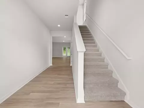 Entry Way - 143 Rolling Meadow Trce, Jasper, GA 30143 photo 2 of 7
