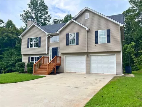 5667 Deerberry Ln, Gillsville, GA 30543