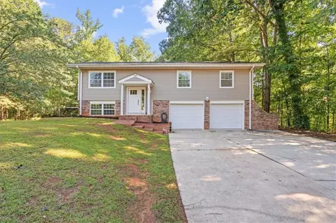 115 Riviera Dr, Carrollton, GA 30116