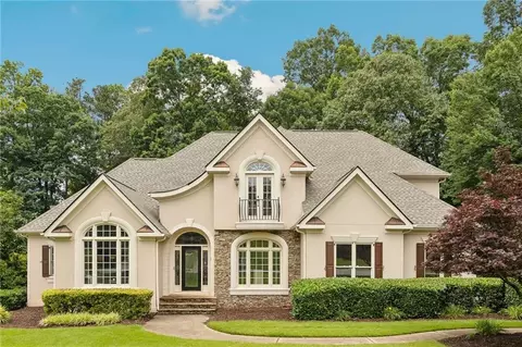 5105 Deerlake Dr, Alpharetta, GA 30005