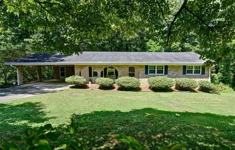 6435 Joanna St, Lithia Springs, GA 30122