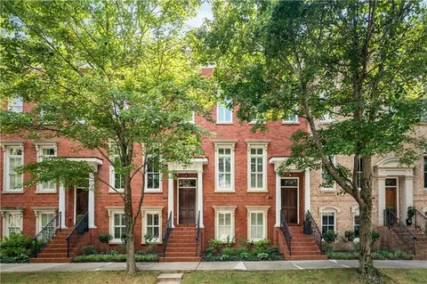 204 Montag Cir NE, Atlanta, GA 30307