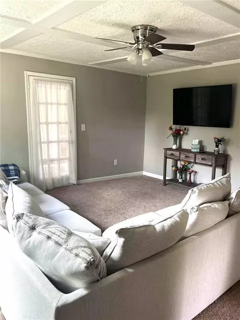 Living - 109 Baugh St, Commerce, GA 30529 photo 1 of 3