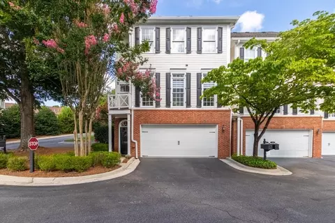 310 Neel Reid Dr, Roswell, GA 30075