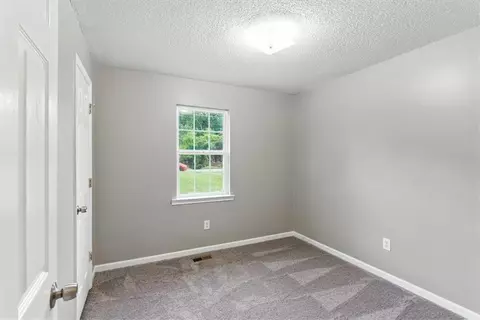 Bedroom - 22 Jennifer Ln, Rydal, GA 30171 photo 4 of 5