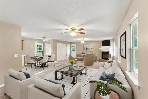 Living - 22 Jennifer Ln, Rydal, GA 30171 photo 1 of 9