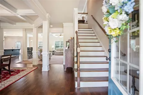 466 Sweet Apple Ln, Buford, GA 30518