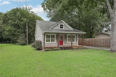 172 4th St, Emerson, GA 30137