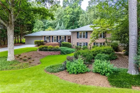 2570 NE Hawthorne Dr NE, Atlanta, GA 30345
