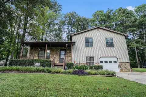 3672 N Melissa Ln, Douglasville, GA 30135