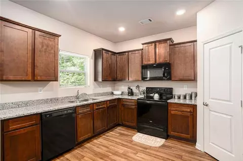 Kitchen - 215 Randy Trce, Covington, GA 30016 photo 1 of 2