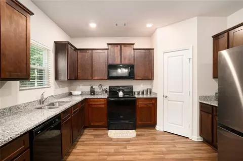 Kitchen - 215 Randy Trce, Covington, GA 30016 photo 2 of 2