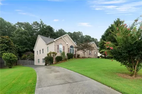 268 Woodridge Dr, Douglasville, GA 30134